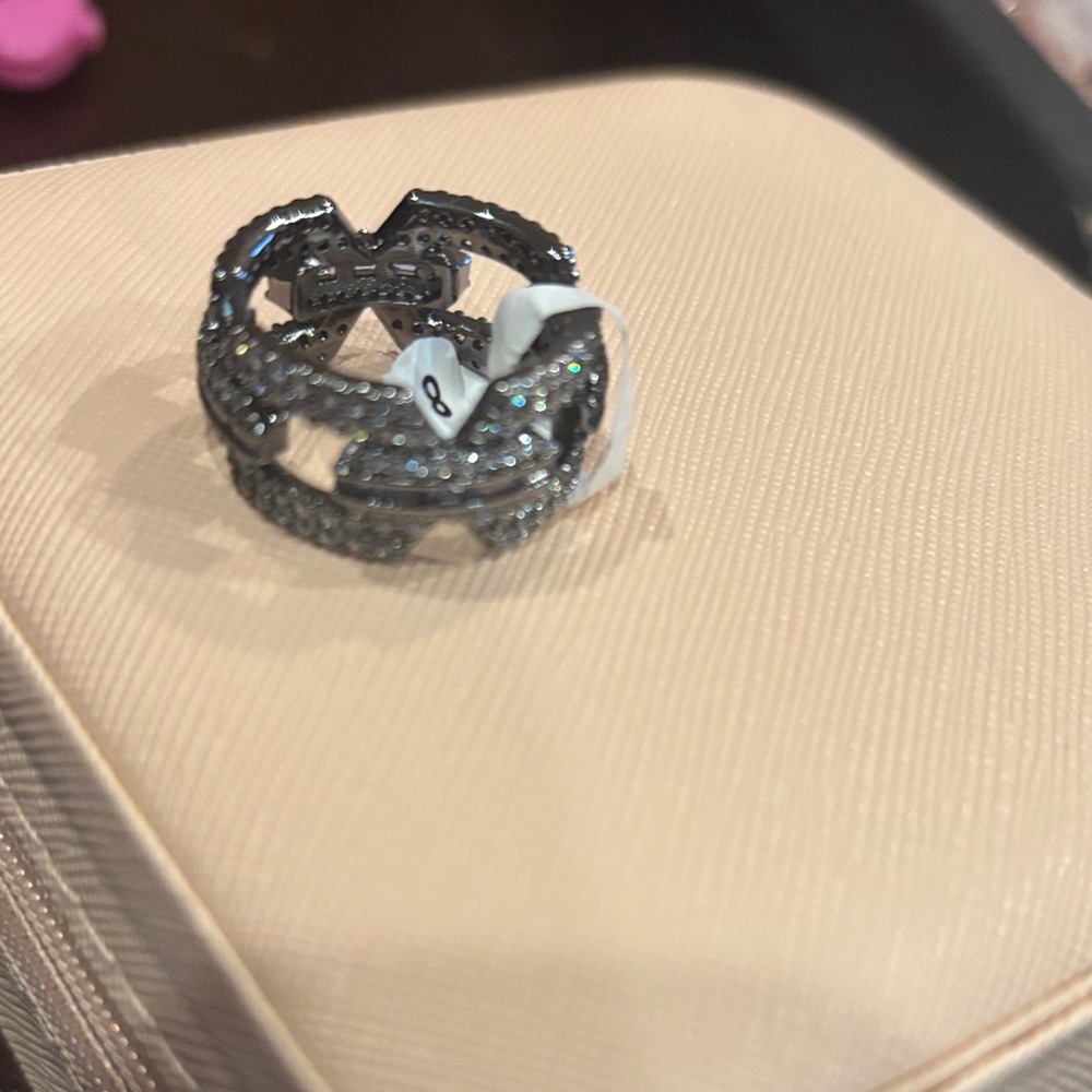 Sirens: Array of colors on hematite Ring - Picture 3 of 4